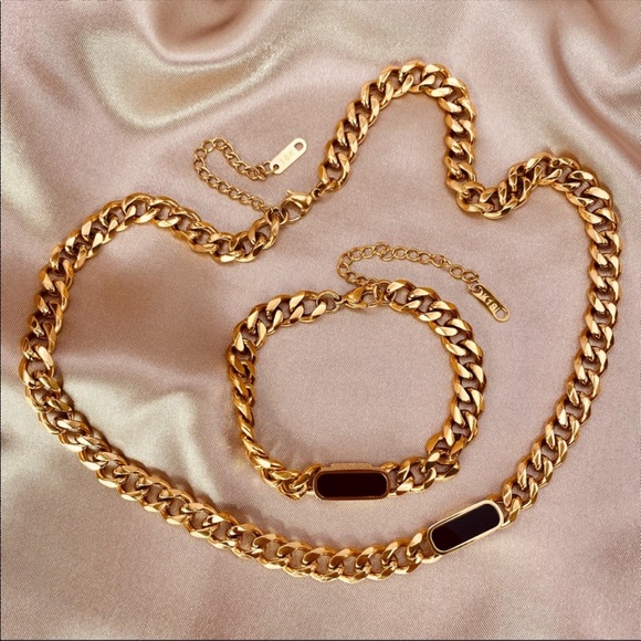 Titanium Black Onyx Cuban Link Chunky Necklace in Gold - Picture 7 of 14